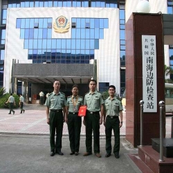 南海边防检查站健身房