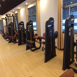 青海省-共和县第一高级中学健身房