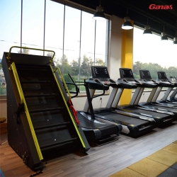 伊拉克客户的健身房图片 康宜健身器材案例