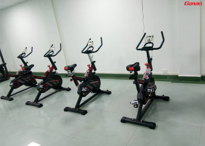 政府单位健身房