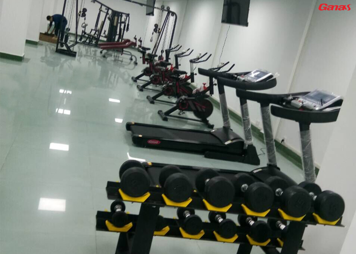 政府单位健身房