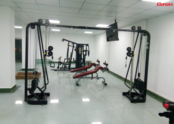 政府单位健身房