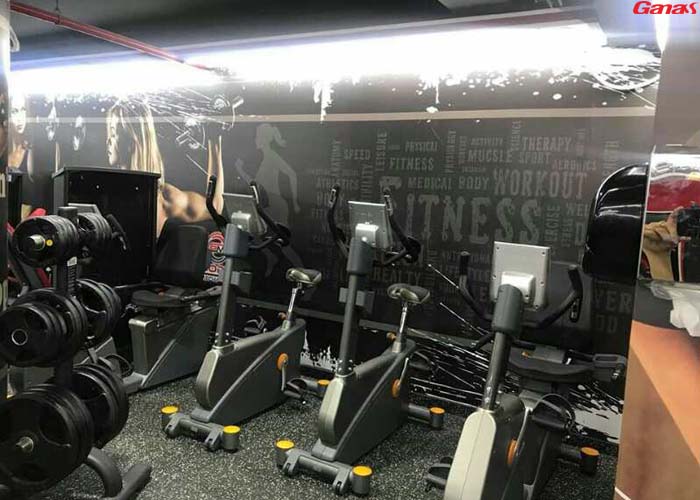 健身房器材