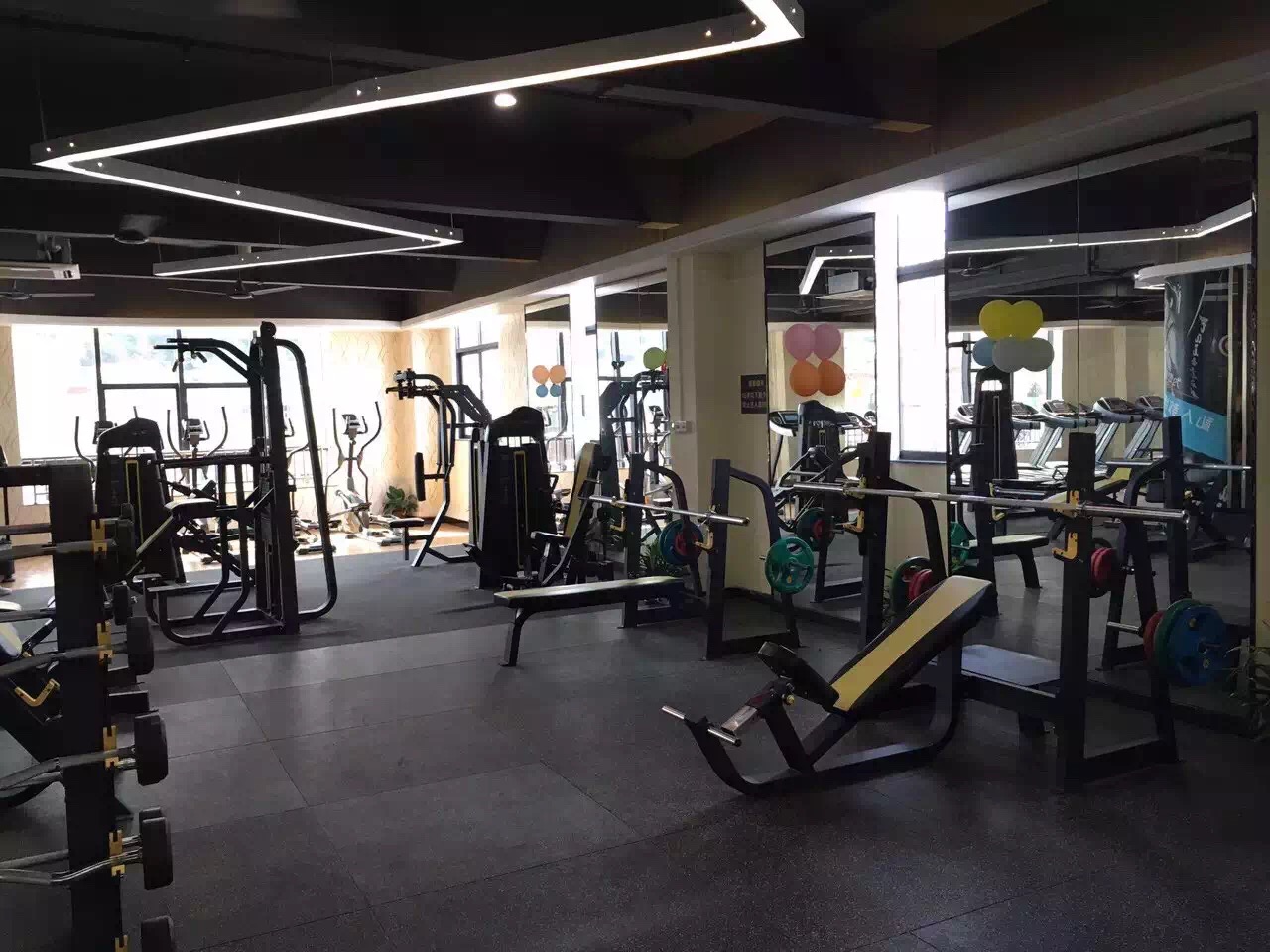 康宜健身房器械工厂,健身房设计,健身房设备厂家