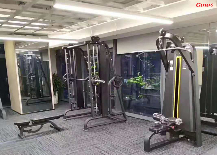 深圳湾生态园公司健身房案例,采购企业健身器材首选康宜