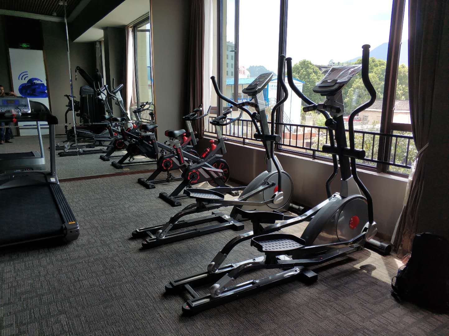 山东淄博张店碧桂园健身房 康宜健身器材生产厂案例 山东淄博张店碧桂园健身房 康宜健身器材生产厂案例