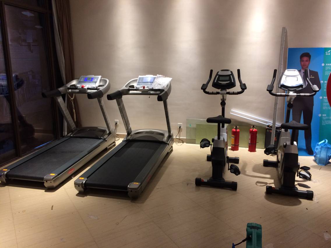 山东济宁碧桂园凤凰酒店健身房 康宜酒店健身房器材案例 山东济宁碧桂园凤凰酒店健身房 康宜酒店健身房器材案例