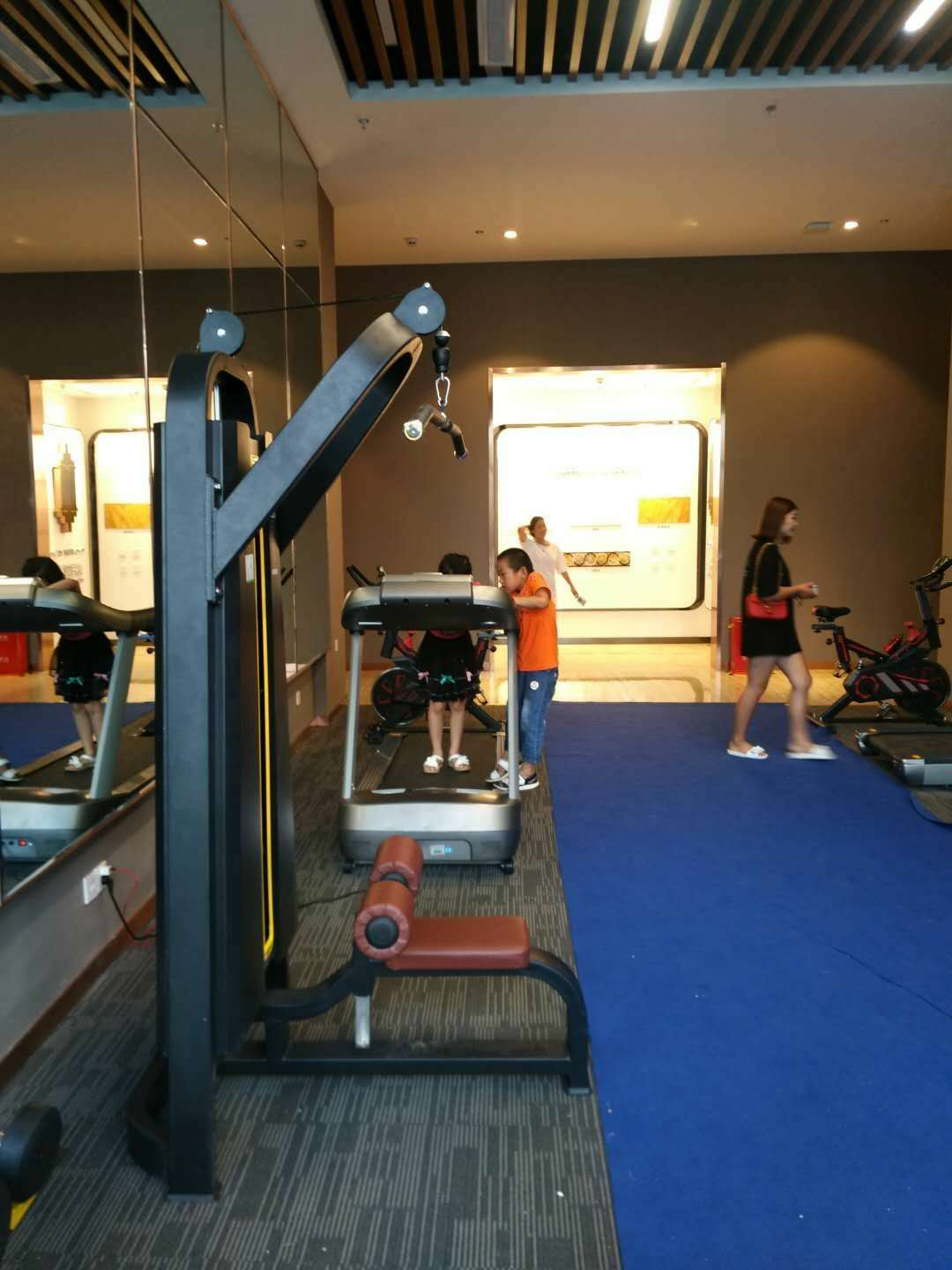 湖南常德澧碧桂园健身器材图片 康宜健身房器材批发 湖南常德澧碧桂园健身器材图片 康宜健身房器材批发