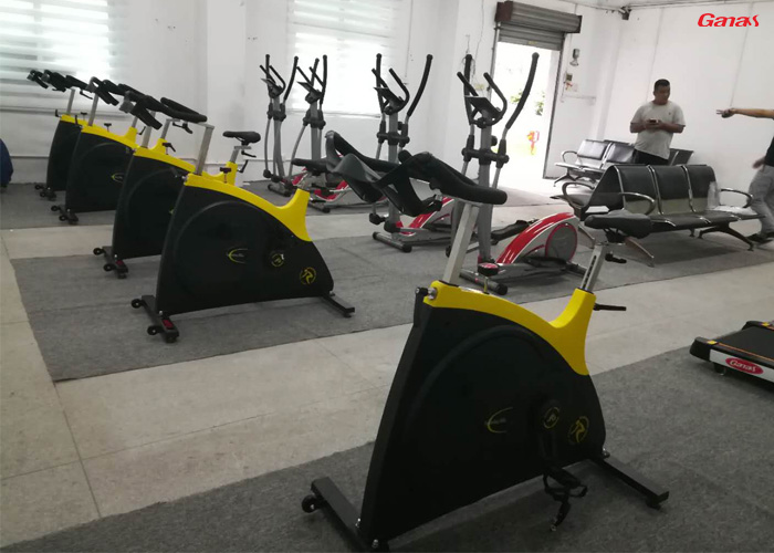 企业健身器材