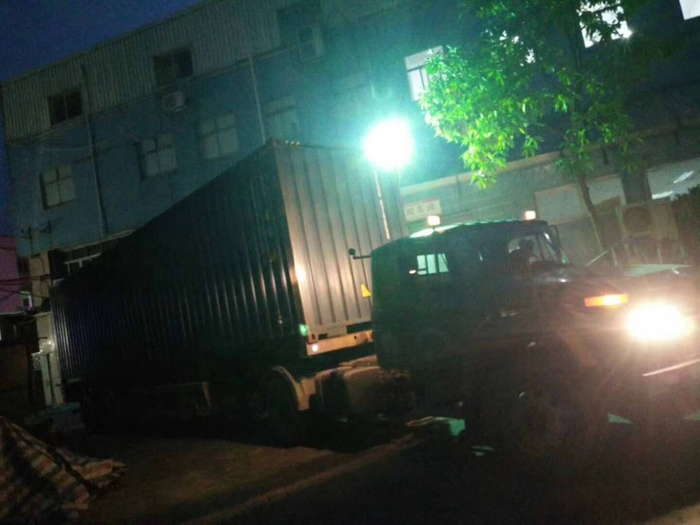 你等的健身器材来了,天气再热也融化不了康宜发货的心 你等的健身器材来了,天气再热也融化不了康宜发货的心