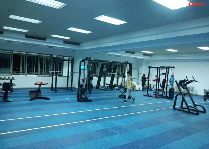 广东行政学院健身房案例