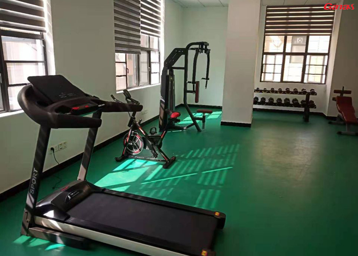 公安局白云区分局综合办证厅健身房案列