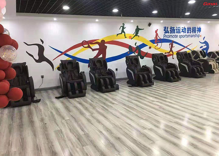 老年活动中心健身房