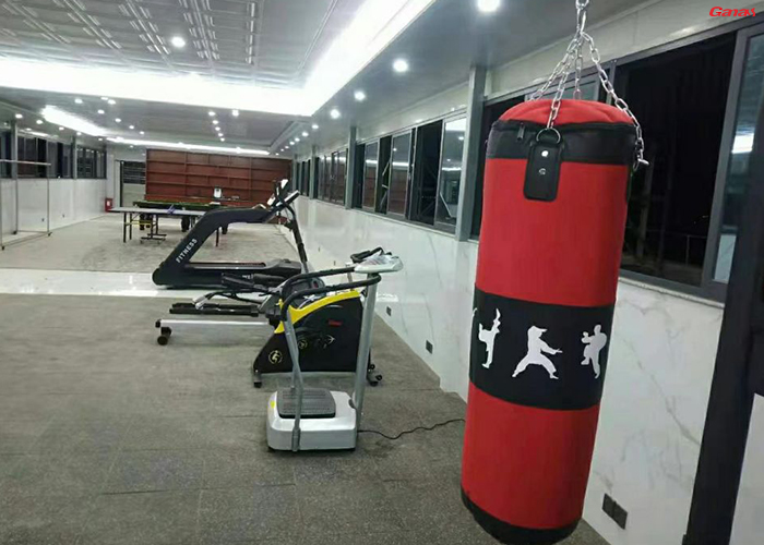 斯莱达医疗用品有限公司健身房 斯莱达医疗用品有限公司健身房