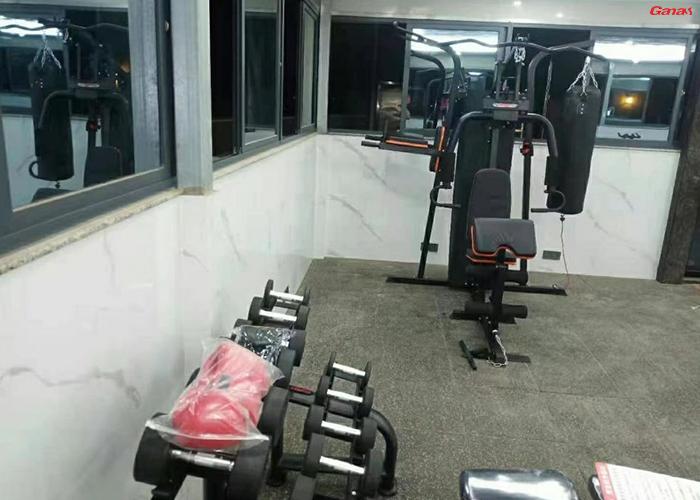 斯莱达医疗用品有限公司健身房 斯莱达医疗用品有限公司健身房