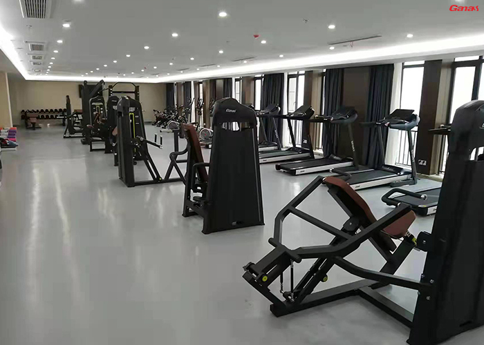 贵州威宁农村信用合作联社健身房