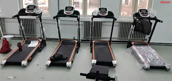 青海省海东市平安区高铁新区中学健身房