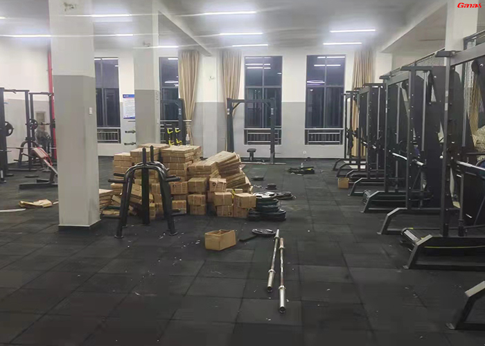 学校健身房器材清单 学校健身房器材清单