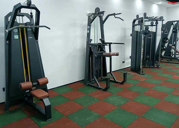 企业健身房器材清单 企业健身房器材清单