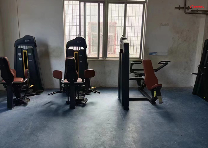 学校健身房器材清单