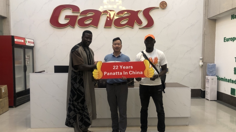 塞内加尔客户Aladji Sylla与Ganas展开合作.jpg